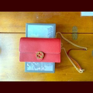 GUCCI Interlocking GG Wallet On Chain